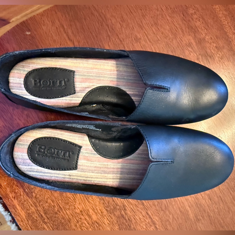 Women’s Born Sebra Leather Slip On Flats Black D74603